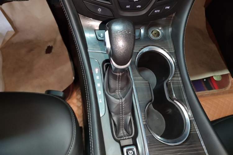 Used Buick Envision 2018 20T Two-Wheel-Drive Leading Model Gear Lever