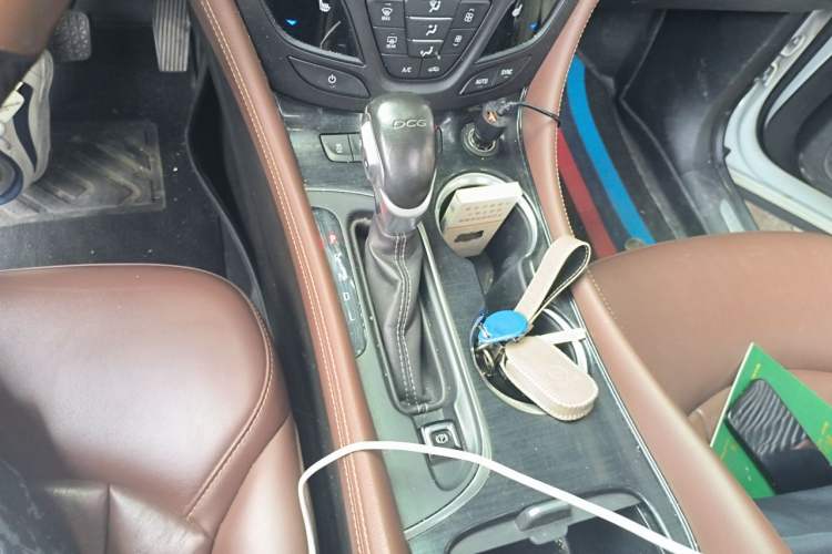 Used Buick Envision 2018 20T Two-Wheel Drive Luxury Model Gear Lever
