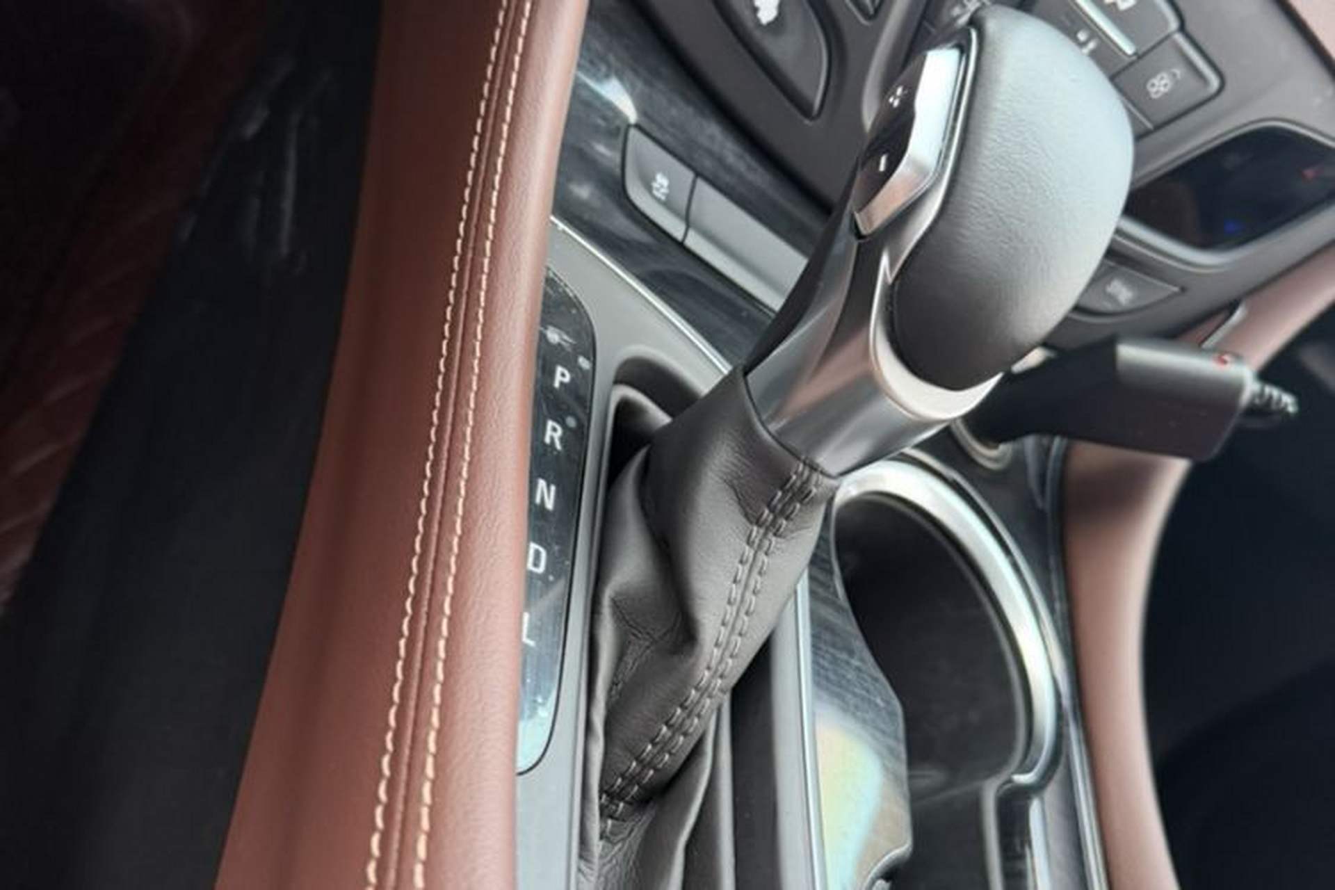 Used Buick Envision 2018 28T Four-Wheel Drive Luxury Model Gear Lever