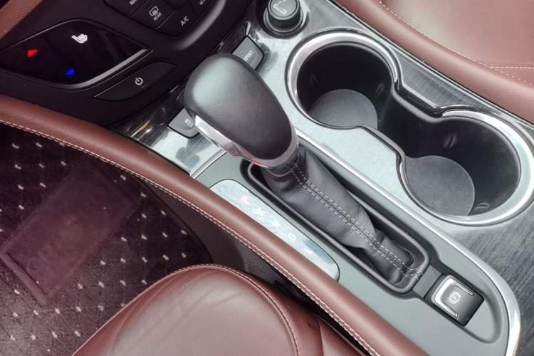 Used Buick Envision 2018 28T Four-Wheel Drive Elite Version Gear Lever