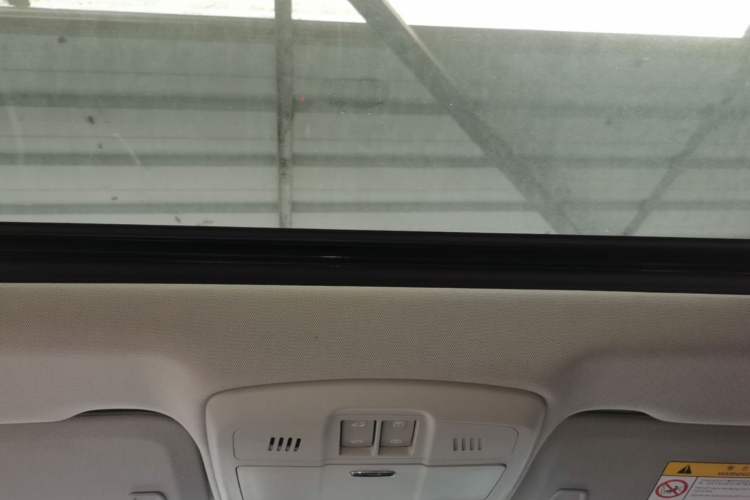 Used Buick Envision 2018 28T Four-Wheel Drive Elite Version Headliner