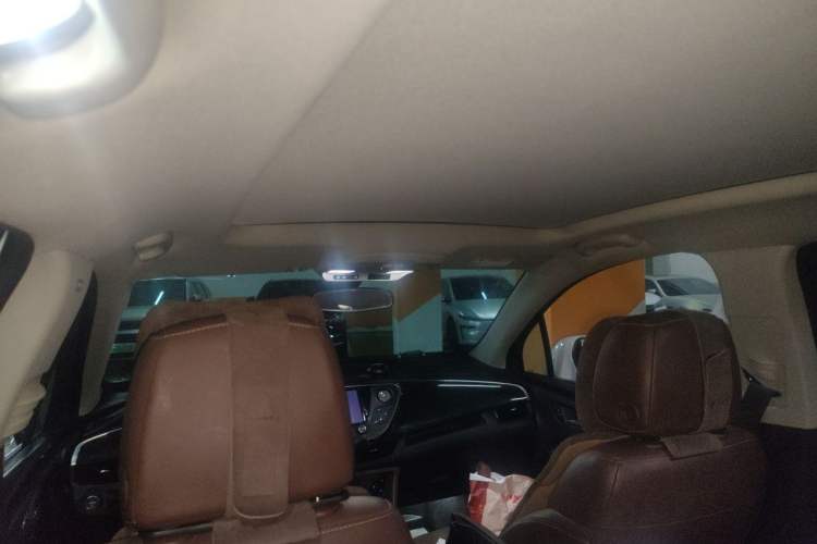 Used Buick Envision 2018 20T Two-Wheel Drive Luxury Model Headliner