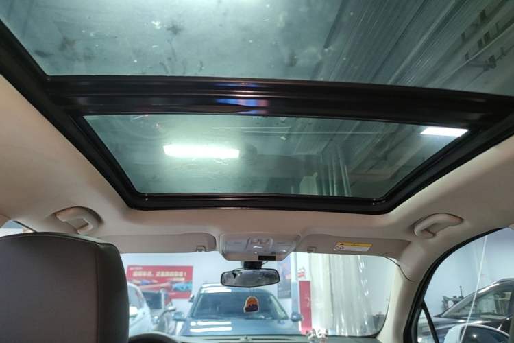 Used Buick Envision 2018 20T Two-Wheel-Drive Leading Model Headliner