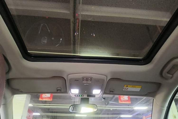 Used Buick Envision 2018 28T Four-Wheel Drive Elite Version Headliner