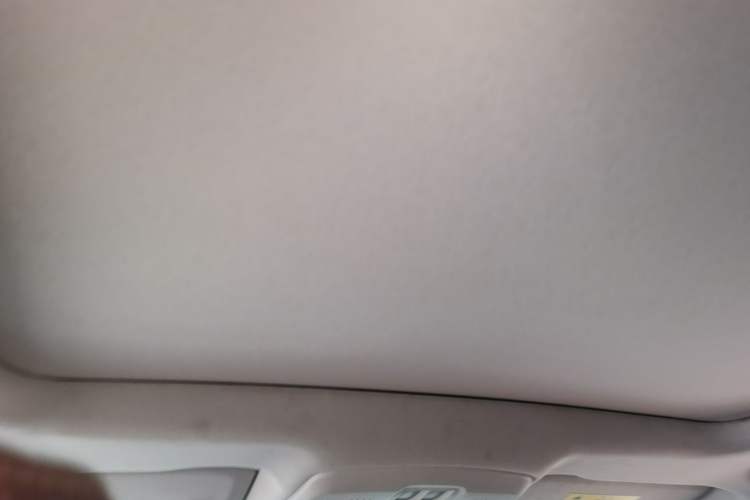 Used Buick Envision 2018 20T Two-Wheel-Drive Elite Model Headliner
