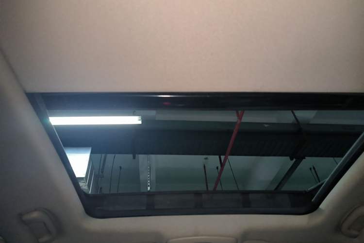Used Buick Envision 2018 28T Four-Wheel Drive Luxury Model Headliner