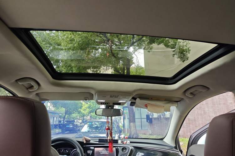 Used Buick Envision 2018 28T Four-Wheel Drive Elite Version Headliner