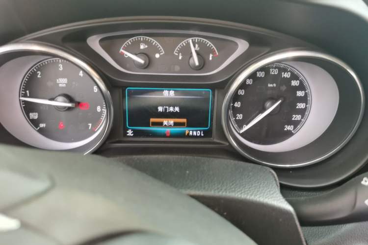 Used Buick Envision 2018 20T Two-Wheel-Drive Elite Model Instrument Cluster