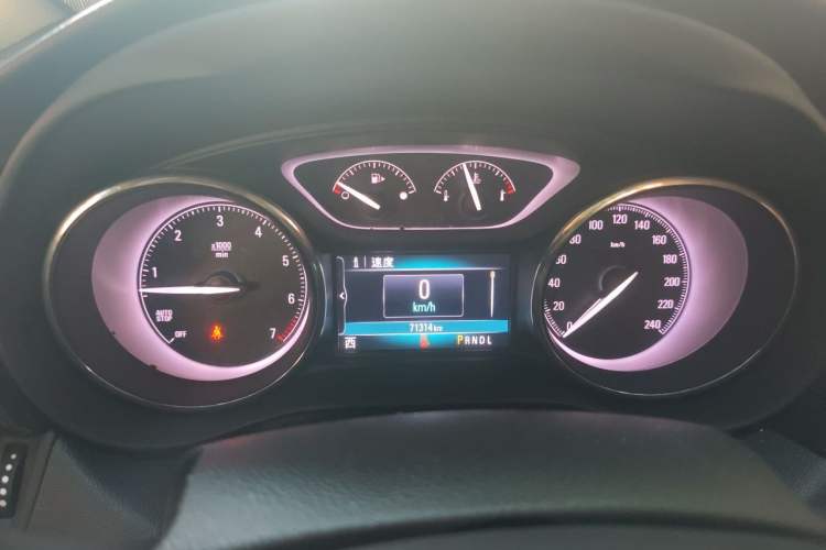Used Buick Envision 2018 28T Four-Wheel Drive Elite Version Instrument Cluster