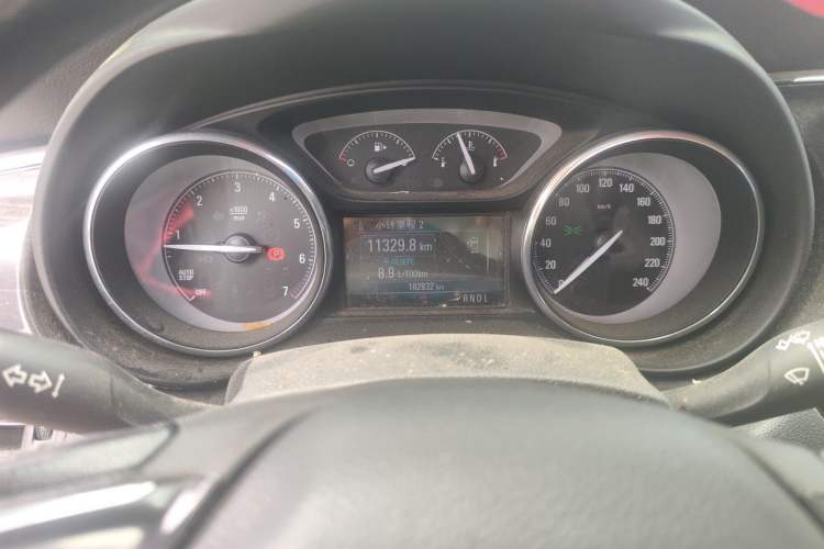 Used Buick Envision 2018 20T Two-Wheel-Drive Elite Model Instrument Cluster