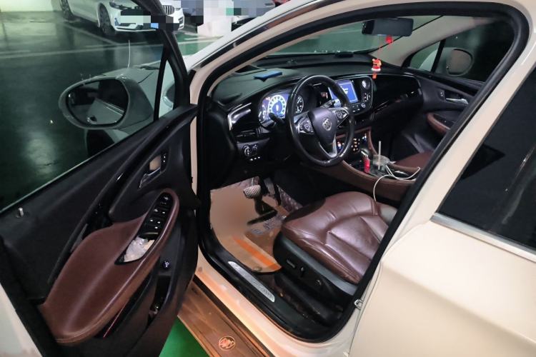 Used Buick Envision 2018 28T Four-Wheel Drive Luxury Model Interior 3