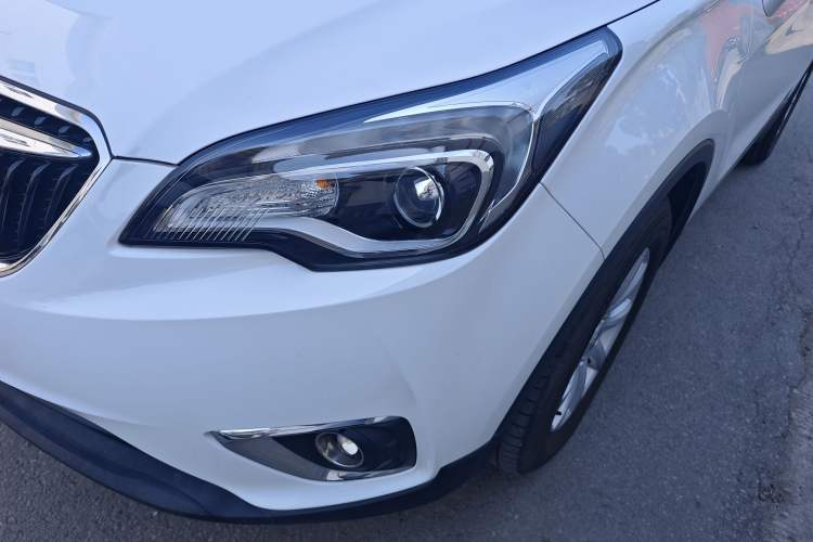 Used Buick Envision 2018 20T Two-Wheel-Drive Elite Model Left Front Headlight