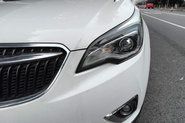 Used Buick Envision 2018 20T Two-Wheel-Drive Elite Model Left Front Headlight