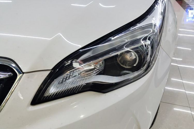 Used Buick Envision 2018 20T Two-Wheel-Drive Elite Model Left Front Headlight