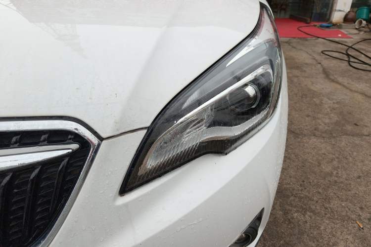 Used Buick Envision 2018 20T Two-Wheel-Drive Elite Model Left Front Headlight