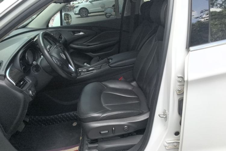 Used Buick Envision 2018 20T Two-Wheel-Drive Elite Model Left Front Seat
