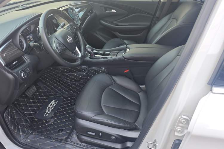 Used Buick Envision 2018 20T Two-Wheel-Drive Elite Model Left Front Seat