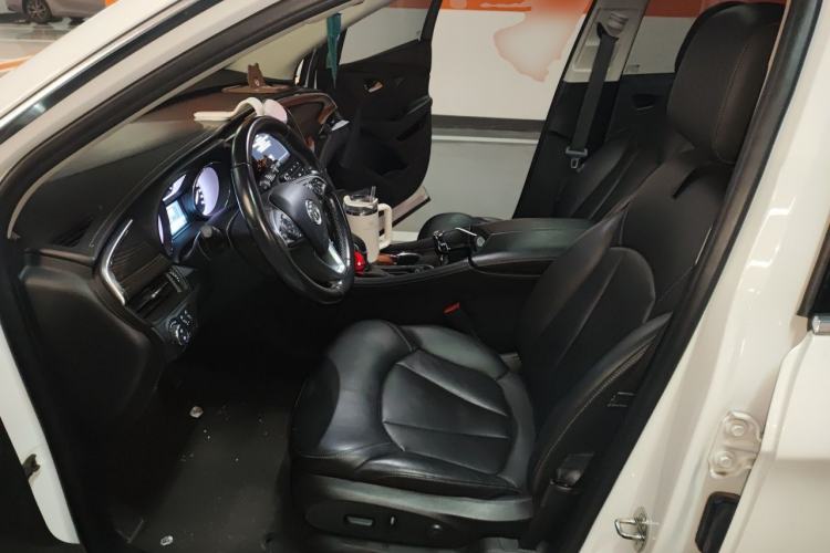 Used Buick Envision 2018 20T Two-Wheel-Drive Elite Model Left Front Seat