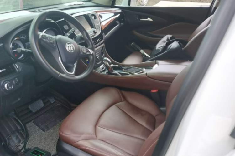 Used Buick Envision 2018 20T Two-Wheel-Drive Elite Model Left Front Seat