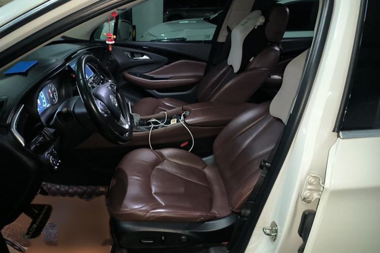 Used Buick Envision 2018 28T Four-Wheel Drive Luxury Model Left Front Seat