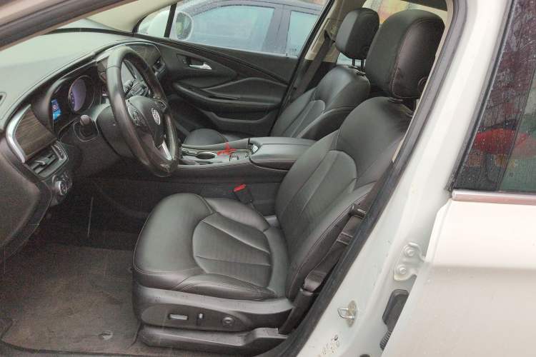 Used Buick Envision 2018 20T Two-Wheel-Drive Elite Model Left Front Seat