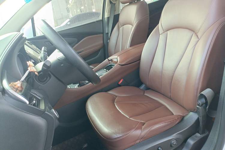 Used Buick Envision 2018 20T Two-Wheel Drive Luxury Model Left Front Seat