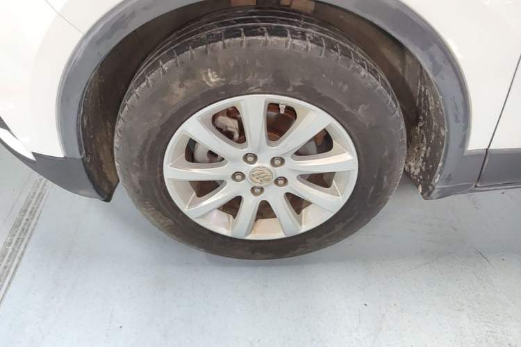 Used Buick Envision 2018 20T Two-Wheel-Drive Leading Model Left Front Wheel Hub