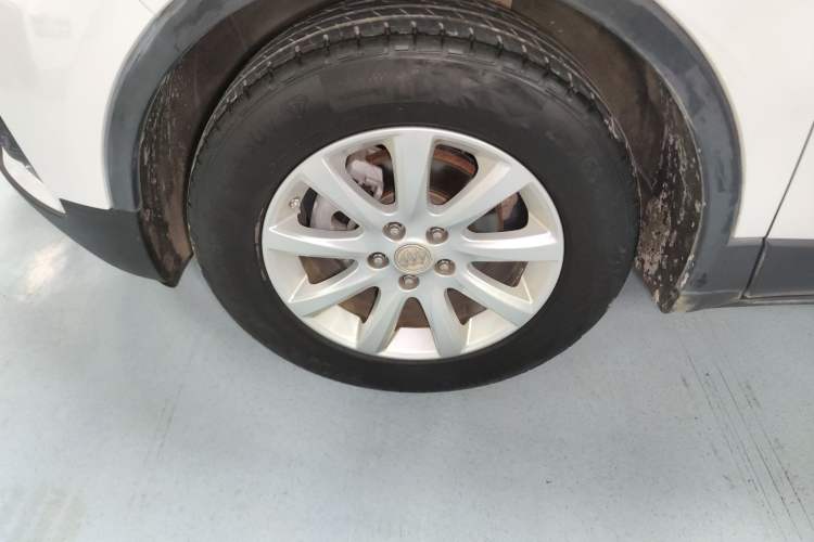 Used Buick Envision 2018 20T Two-Wheel-Drive Leading Model Left Front Wheel Hub