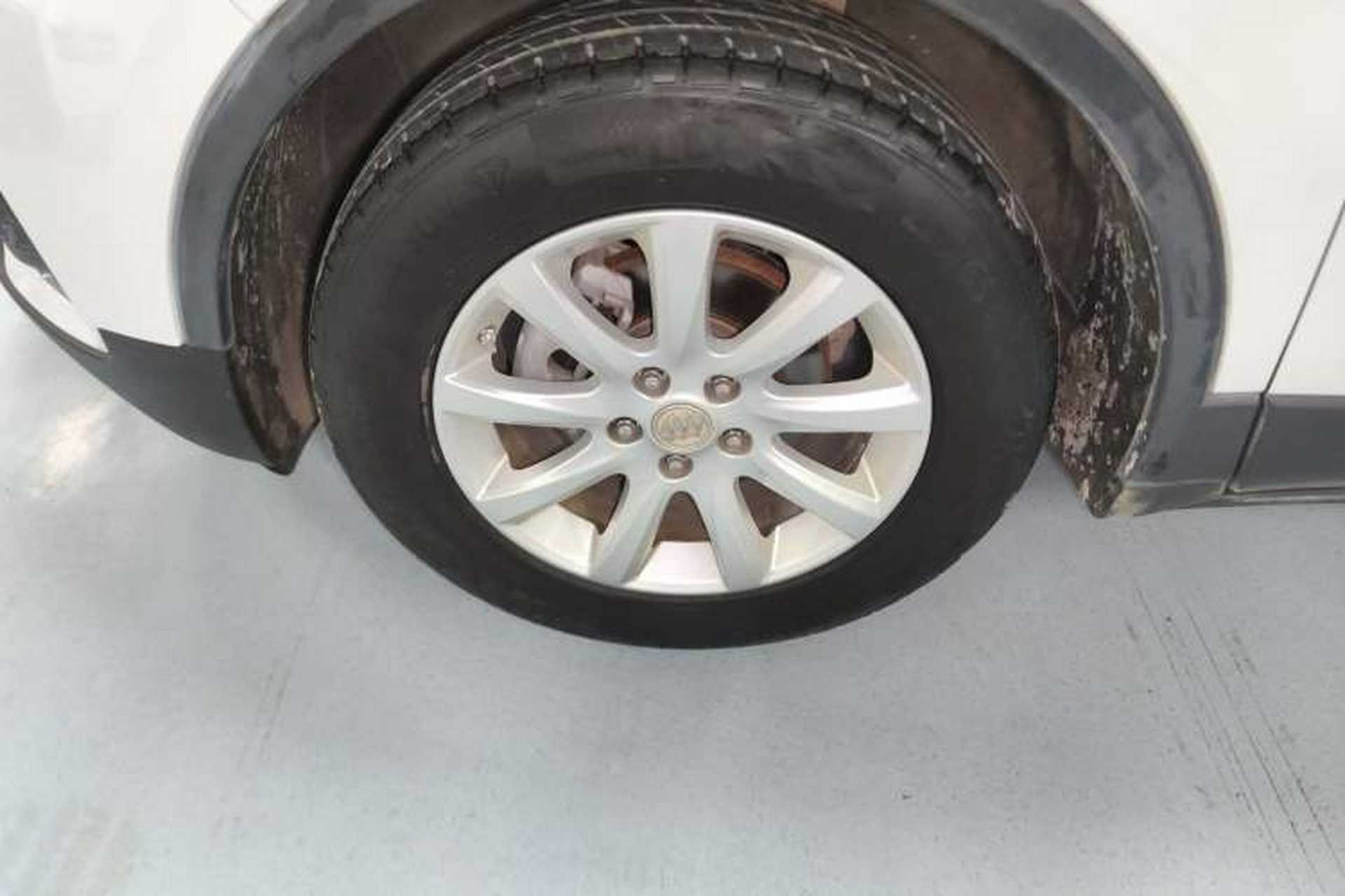 Used Buick Envision 2018 20T Two-Wheel-Drive Leading Model Left Front Wheel Hub