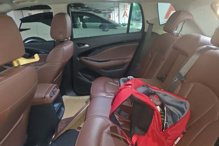 Used Buick Envision 2018 28T Four-Wheel Drive Elite Version Left Rear Seat