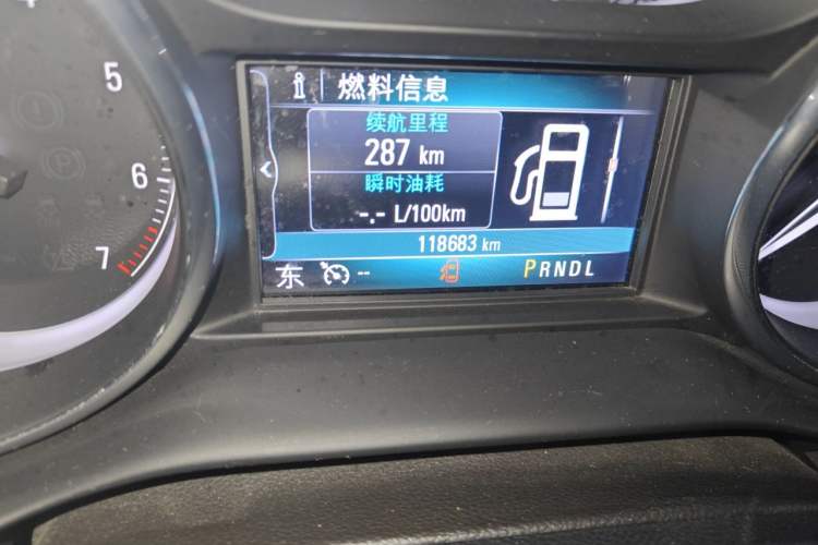 Used Buick Envision 2018 28T Four-Wheel Drive Elite Version Odometer Close Up