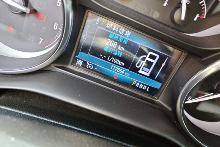 Used Buick Envision 2018 28T Four-Wheel Drive Elite Version Odometer Close Up