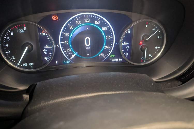 Used Buick Envision 2018 28T Four-Wheel Drive Luxury Model Odometer Close Up