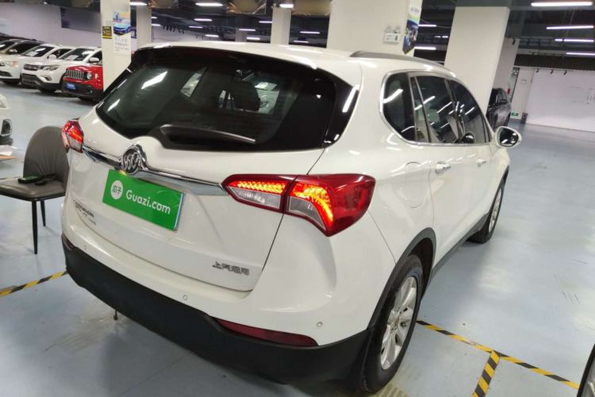 Used Buick Envision 2018 20T Two-Wheel-Drive Leading Model Rear Right 45 Deg