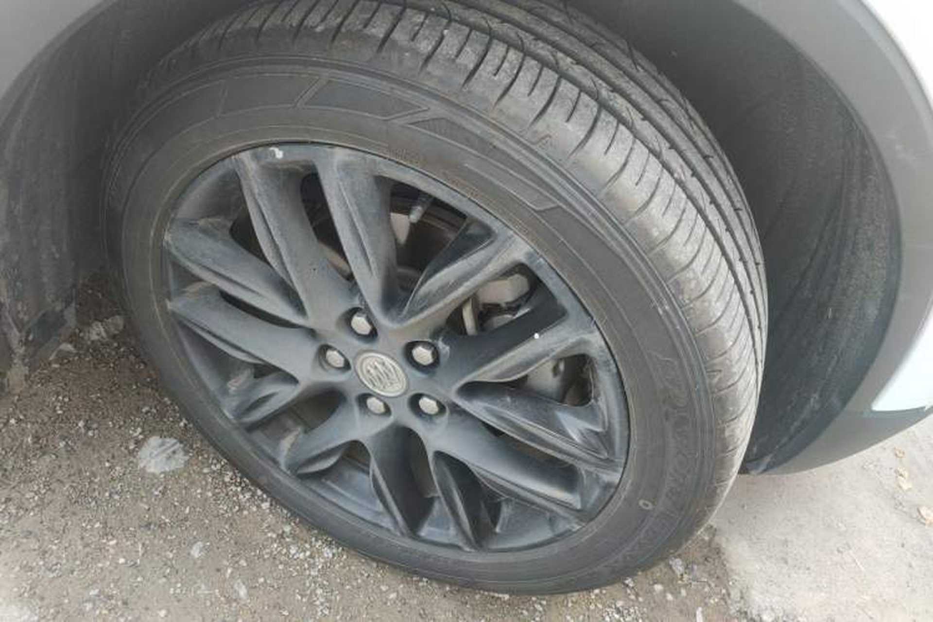 Used Buick Envision 2018 28T Four-Wheel Drive Elite Version Right Front Wheel Hub