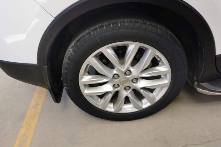 Used Buick Envision 2018 28T Four-Wheel Drive Elite Version Right Rear Wheel Hub
