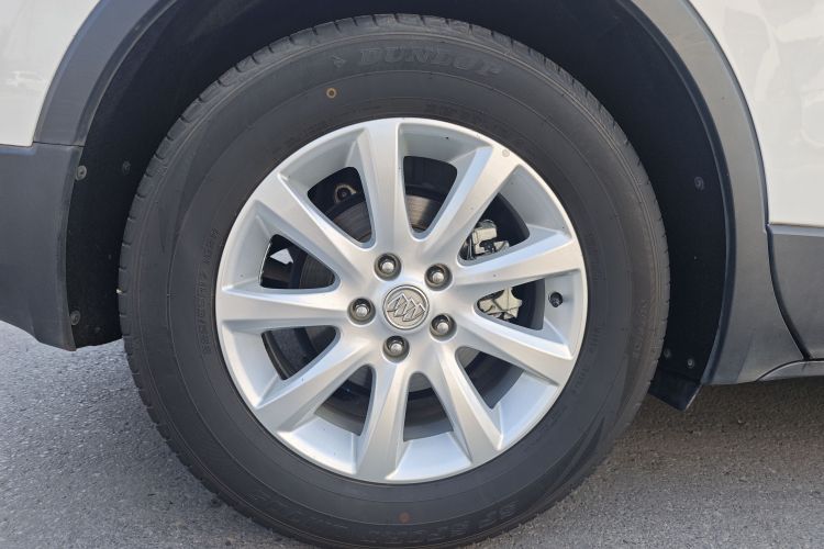 Used Buick Envision 2018 20T Two-Wheel-Drive Elite Model Right Rear Wheel Hub