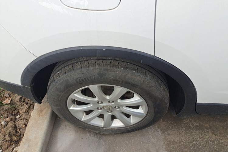 Used Buick Envision 2018 20T Two-Wheel-Drive Elite Model Right Rear Wheel Hub