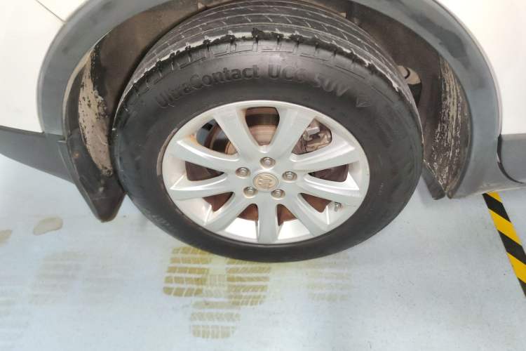 Used Buick Envision 2018 20T Two-Wheel-Drive Leading Model Right Rear Wheel Hub