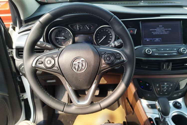Used Buick Envision 2018 20T Two-Wheel Drive Luxury Model Steering Wheel