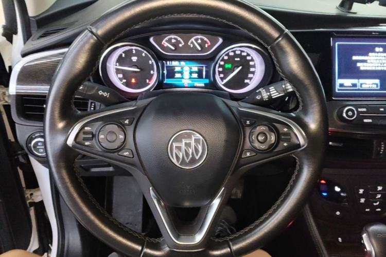 Used Buick Envision 2018 20T Two-Wheel-Drive Elite Model Steering Wheel