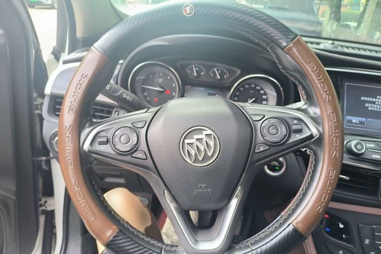 Used Buick Envision 2018 20T Two-Wheel Drive Luxury Model Steering Wheel