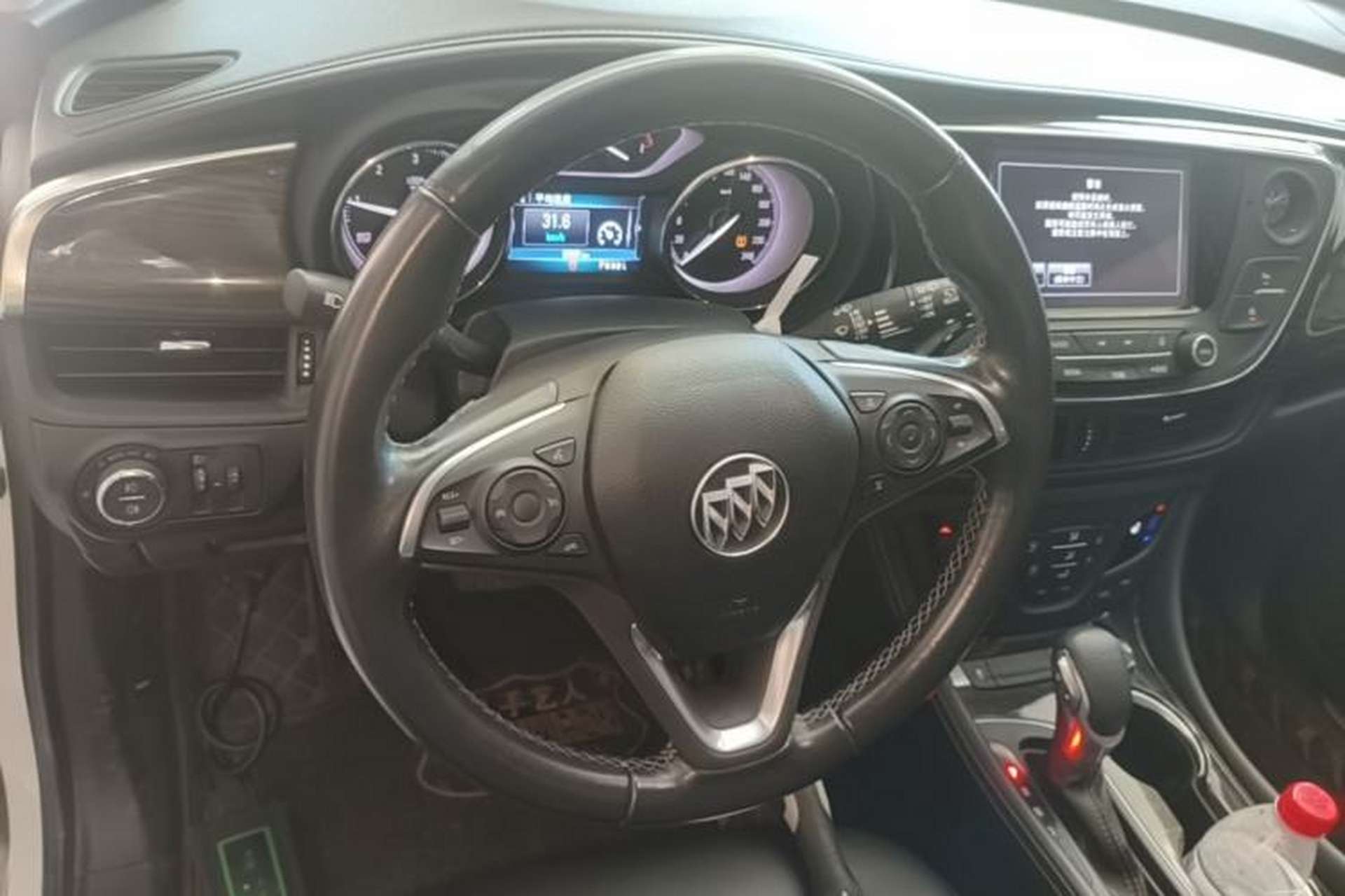 Used Buick Envision 2018 20T Two-Wheel-Drive Elite Model Steering Wheel