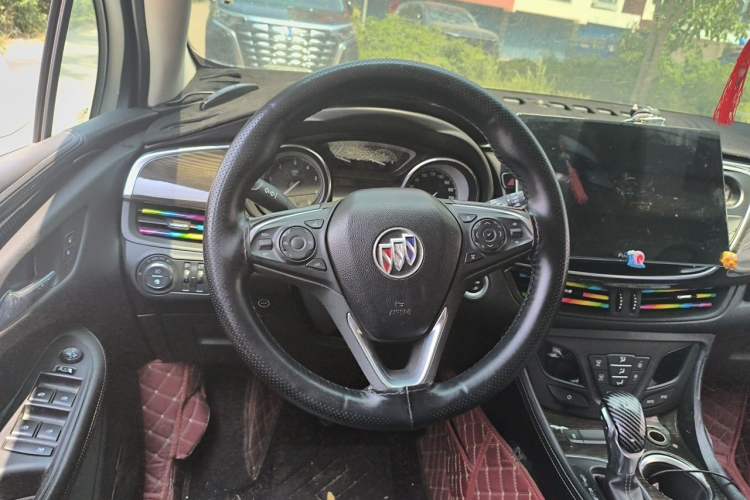 Used Buick Envision 2018 20T Two-Wheel-Drive Elite Model Steering Wheel