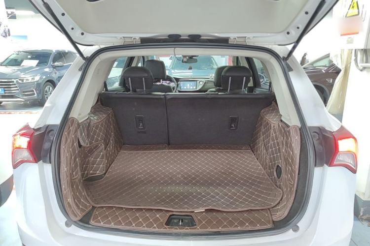 Used Buick Envision 2018 20T Two-Wheel-Drive Leading Model Trunk