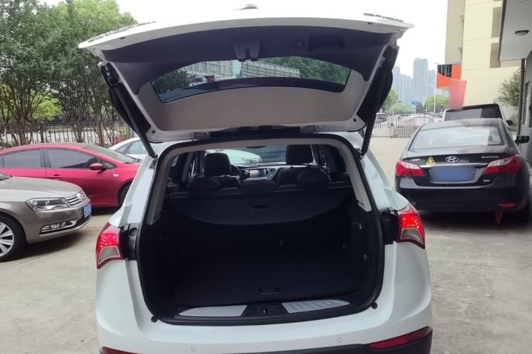 Used Buick Envision 2018 28T Four-Wheel Drive Elite Version Trunk