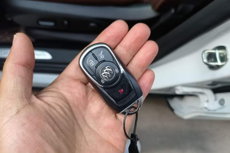 Used Buick Envision 2018 28T Four-Wheel Drive Elite Version Vehicle Key