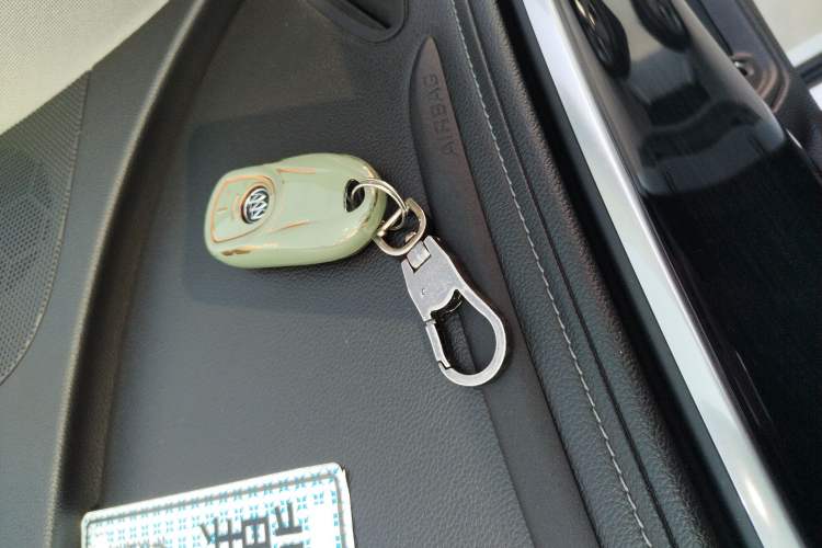 Used Buick Envision 2018 20T Two-Wheel Drive Luxury Model Vehicle Key