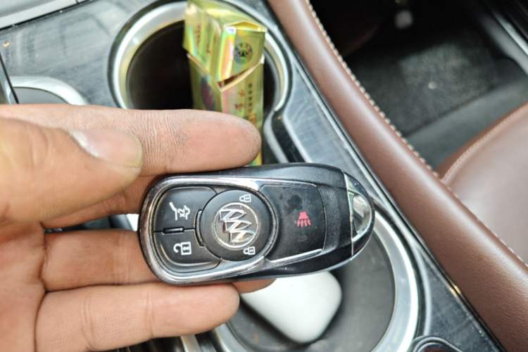 Used Buick Envision 2018 28T Four-Wheel Drive Elite Version Vehicle Key