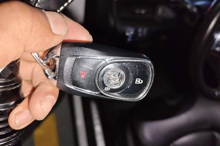 Used Buick Envision 2018 20T Two-Wheel-Drive Elite Model Vehicle Key